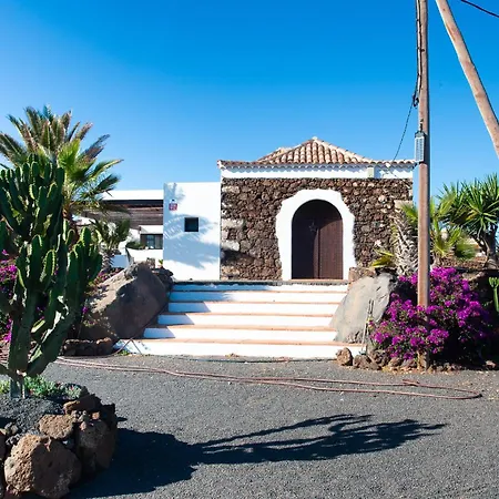 Castillo De Villaverde Apartment